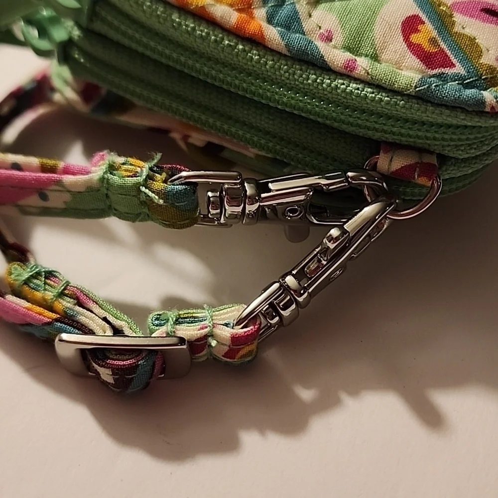 Vera Bradley Wristlet Wallet – Colorful Paisley Print